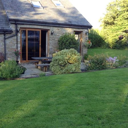 Beudy Bach Cross Hands Exterior foto